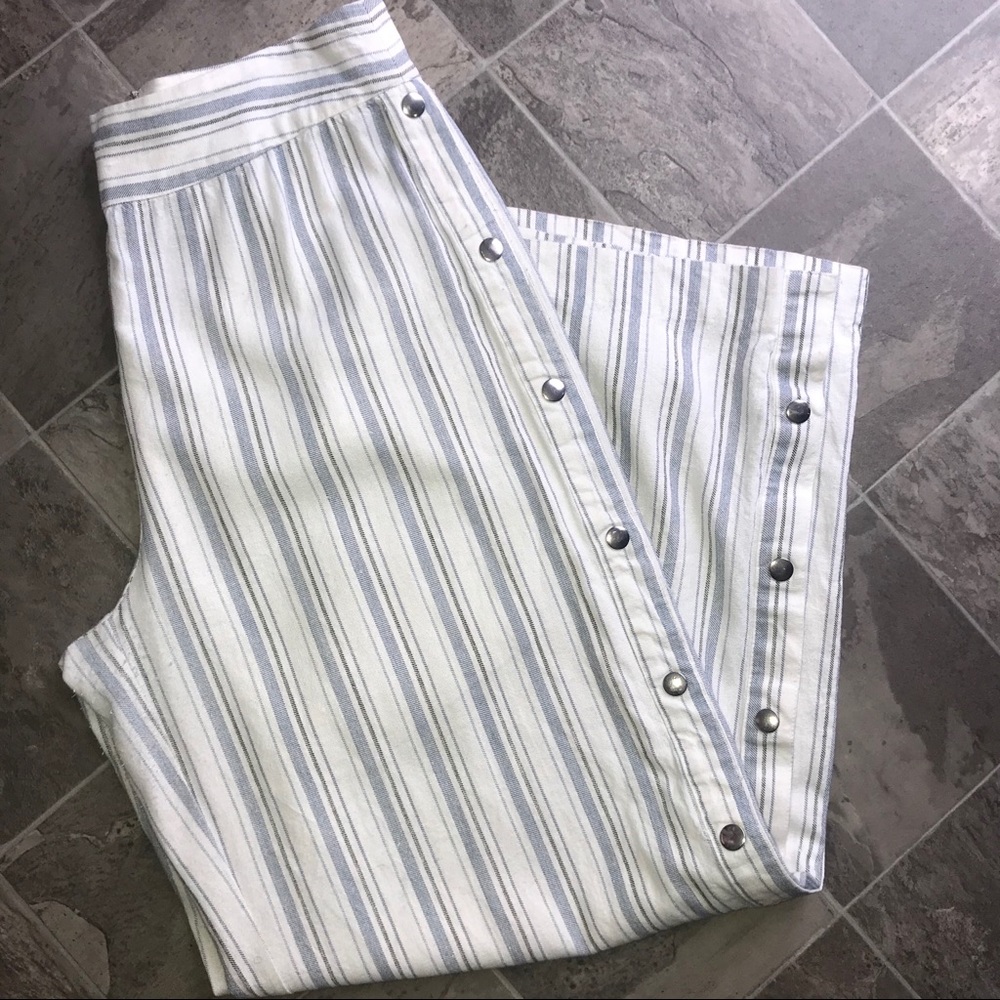 ✨AQUA Clothing Striped Linen Pants✨